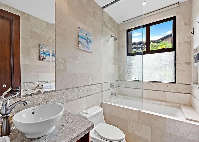 Сasa de vacaciones Spacious Ocean View 3 Bd W - Pool *